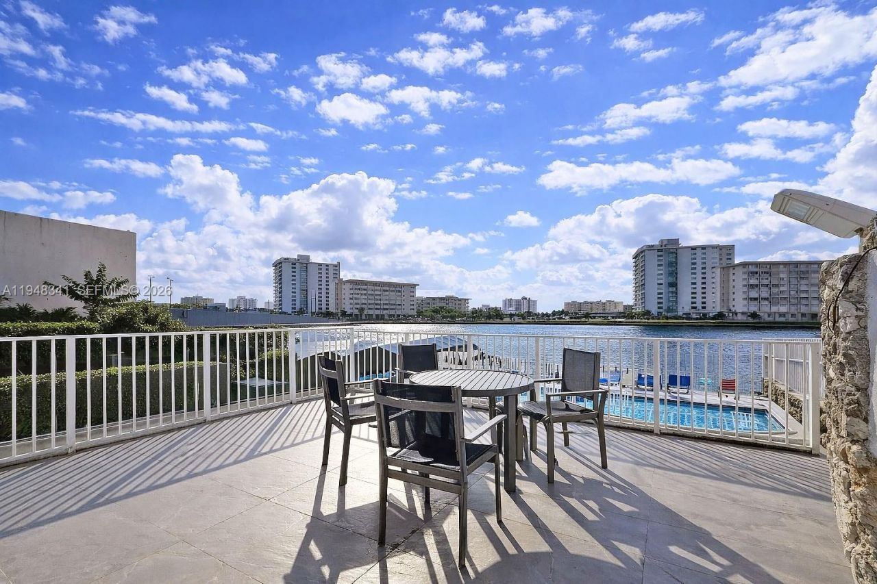 1849 S Ocean Dr, Unit 203, Hallandale Beach, FL 33009 Photo