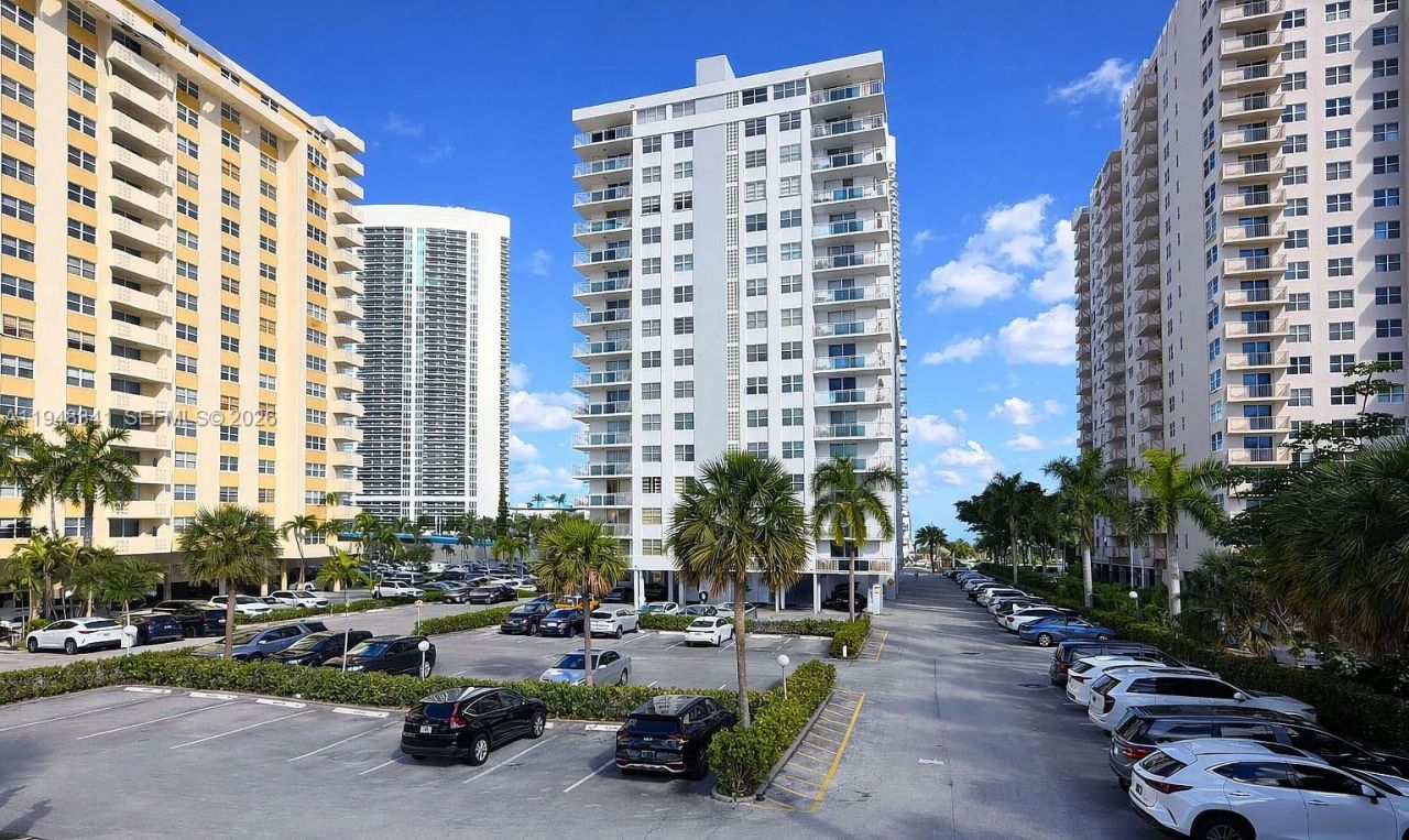 1849 S Ocean Dr, Unit 203, Hallandale Beach, FL 33009 Photo