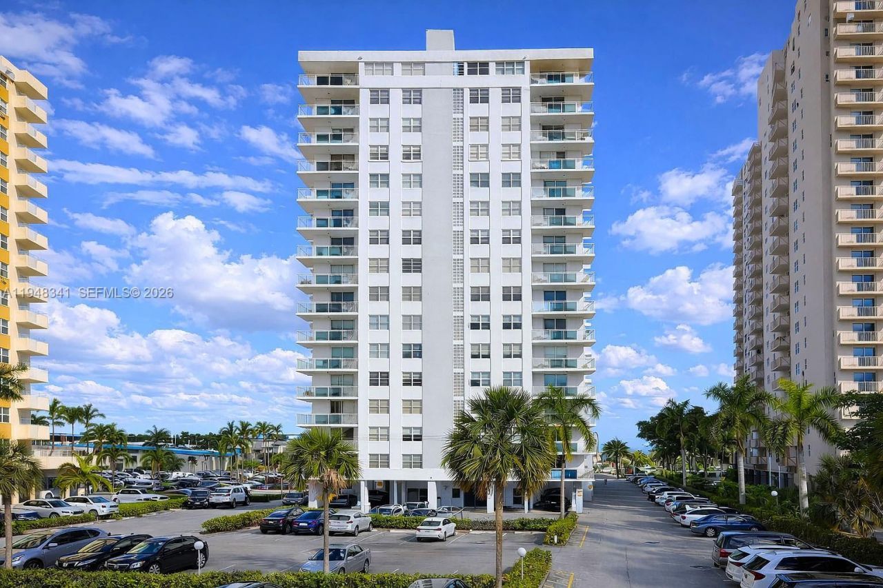 1849 S Ocean Dr, Unit 203, Hallandale Beach, FL 33009 Photo
