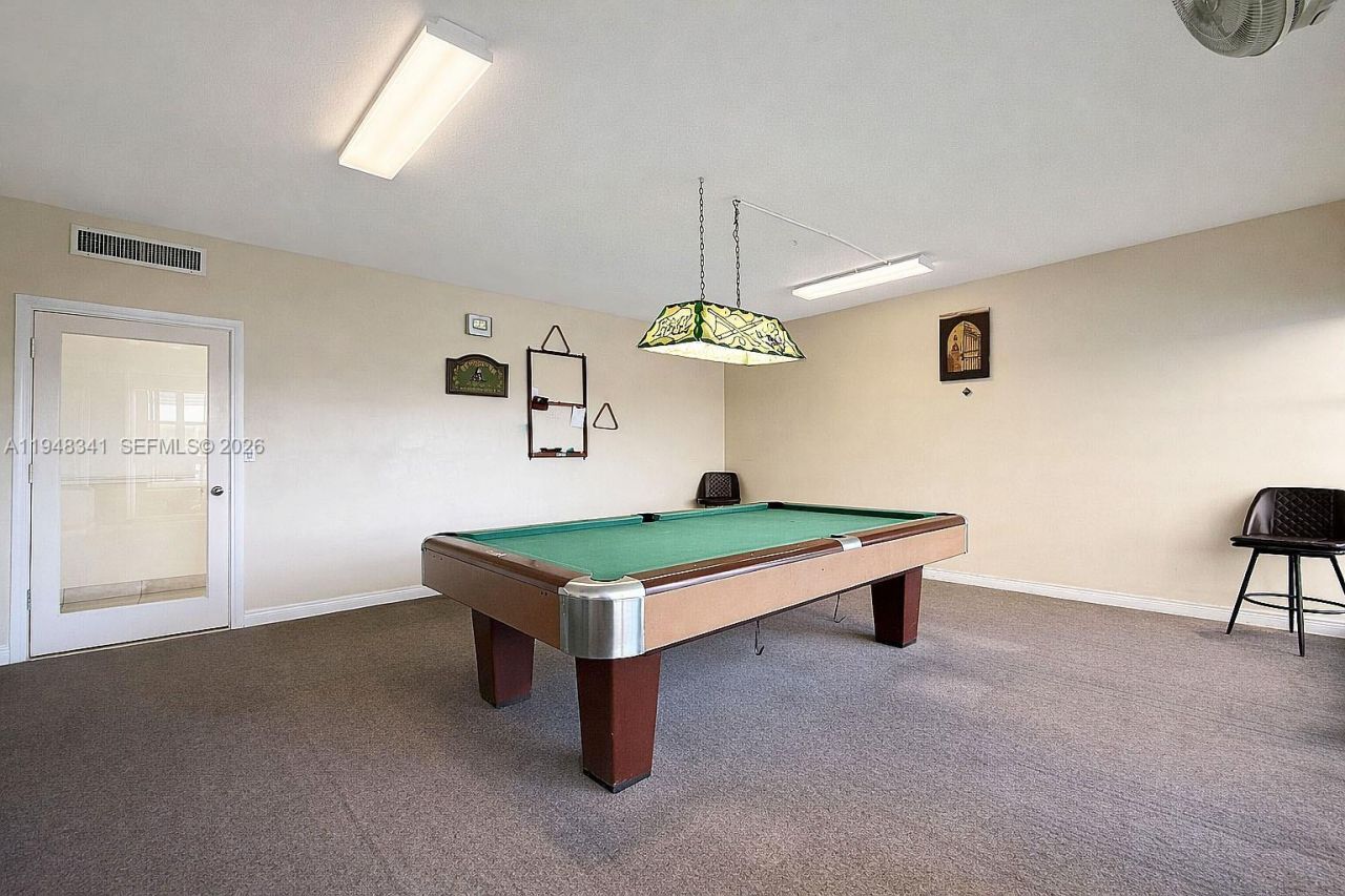 1849 S Ocean Dr, Unit 203, Hallandale Beach, FL 33009 Photo