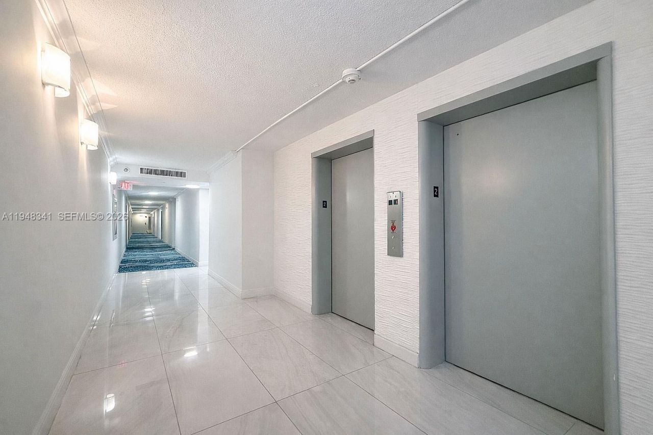 1849 S Ocean Dr, Unit 203, Hallandale Beach, FL 33009 Photo