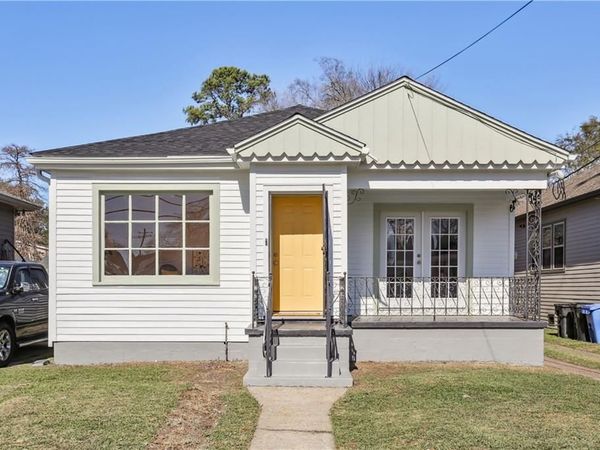 2057 PLEASURE Street, New Orleans, LA 70122