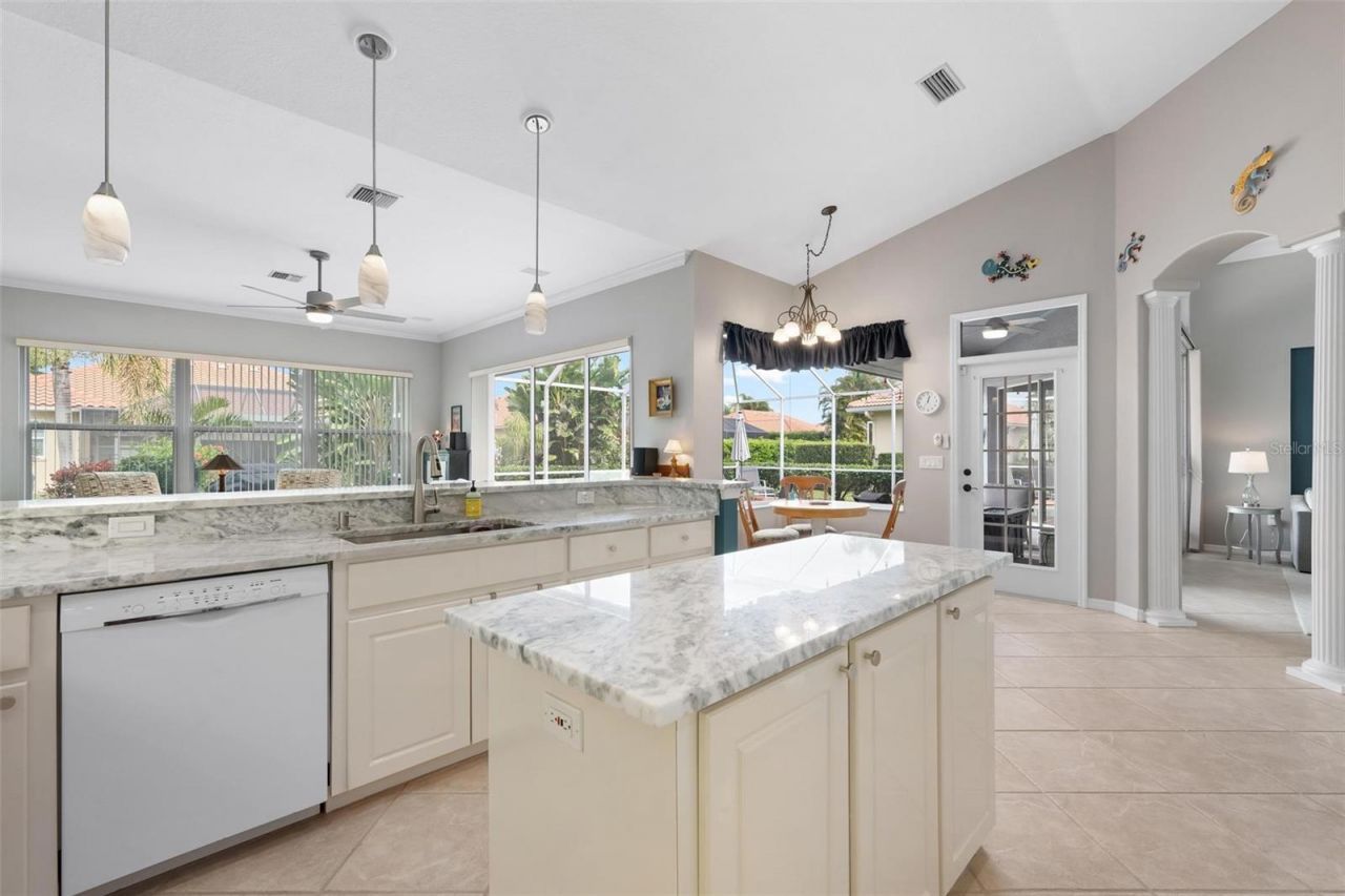 715 Thistlelake Drive, Venice, FL 34293 Photo