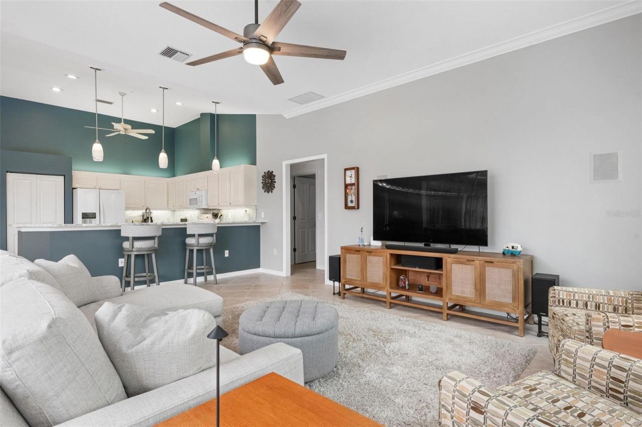 715 Thistlelake Drive, Venice, FL 34293 Photo