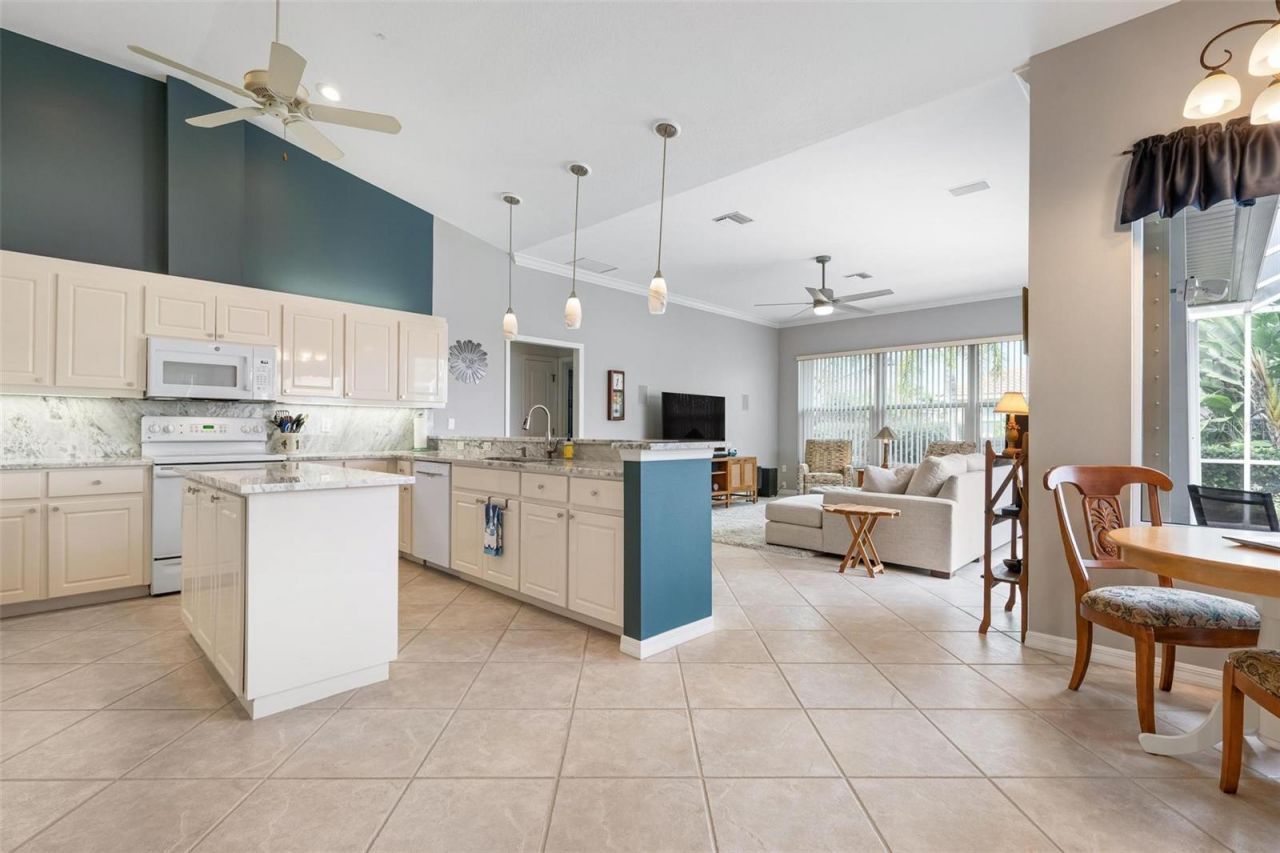 715 Thistlelake Drive, Venice, FL 34293 Photo