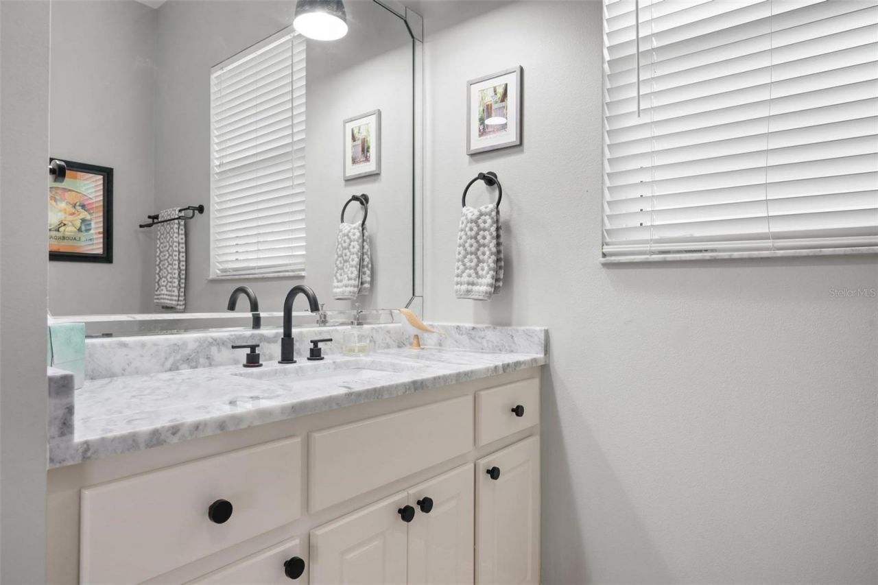 715 Thistlelake Drive, Venice, FL 34293 Photo