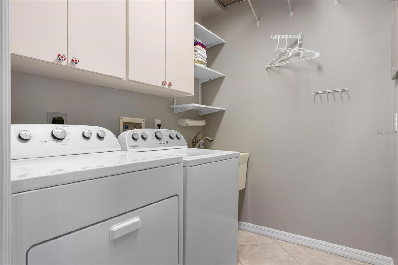 715 Thistlelake Drive, Venice, FL 34293 Photo