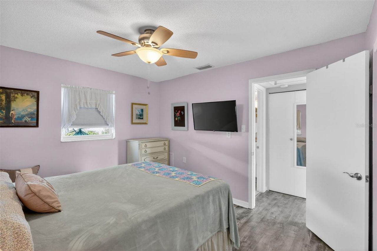 7825 38th Terrace N, Unit 7825, Saint Petersburg, FL 33709 Photo