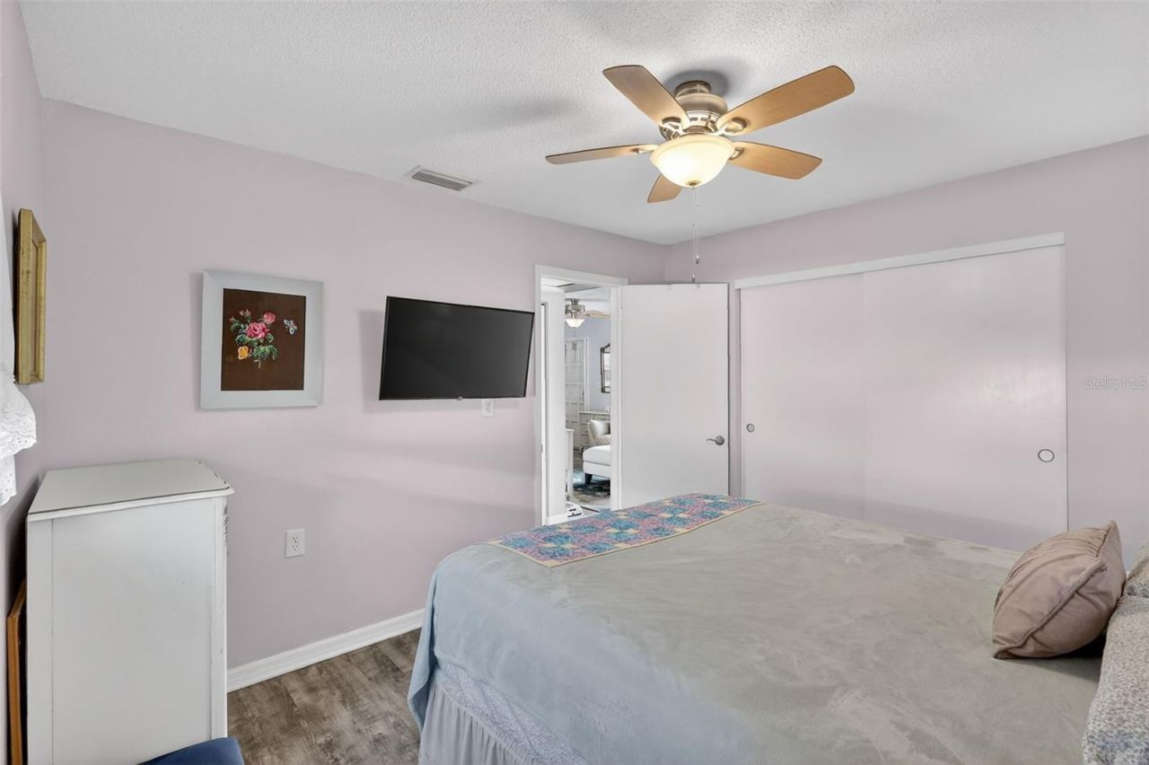 7825 38th Terrace N, Unit 7825, Saint Petersburg, FL 33709 Photo