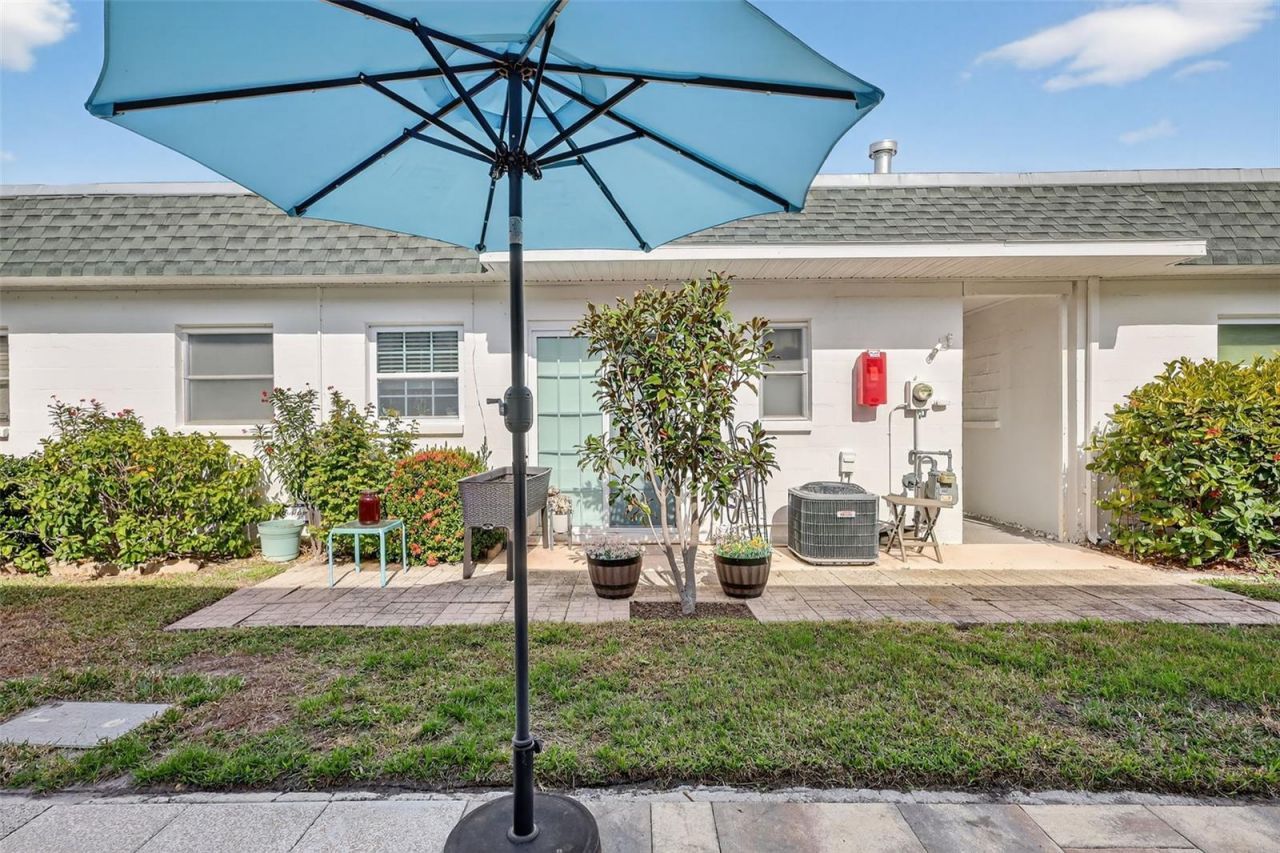 7825 38th Terrace N, Unit 7825, Saint Petersburg, FL 33709 Photo