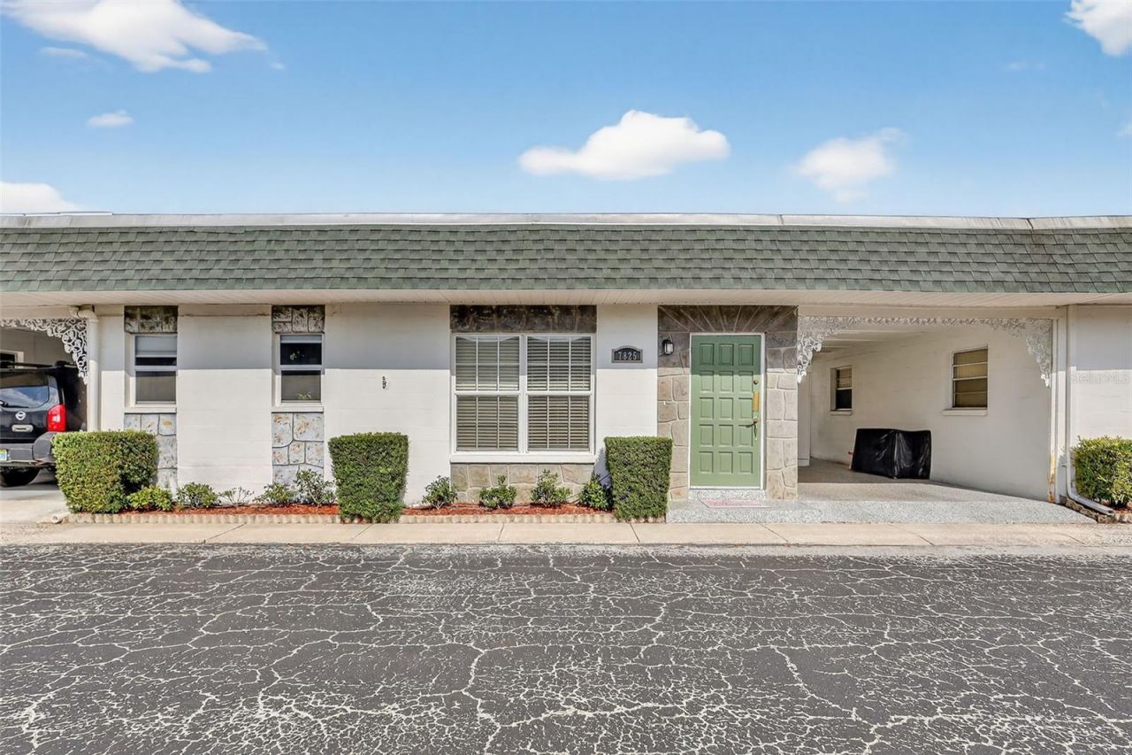 7825 38th Terrace N, Unit 7825, Saint Petersburg, FL 33709 Photo