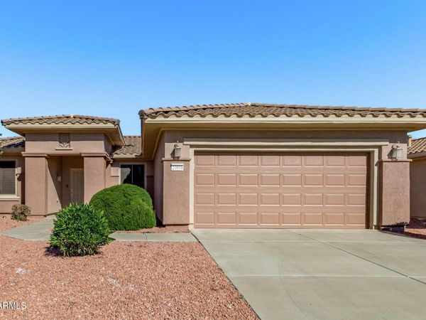 21010 N CIRCLE CLIFFS Drive, Surprise, AZ 85387