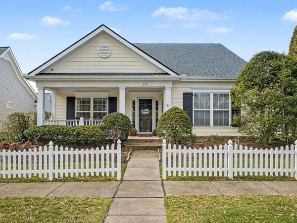 213 Lilac Cir, Franklin, TN 37064