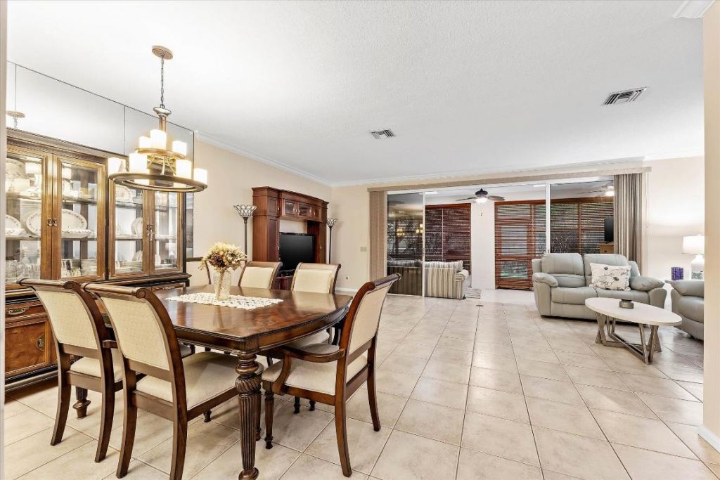 6757 Via Regina, Unit 3, Boca Raton, FL 33433 Photo