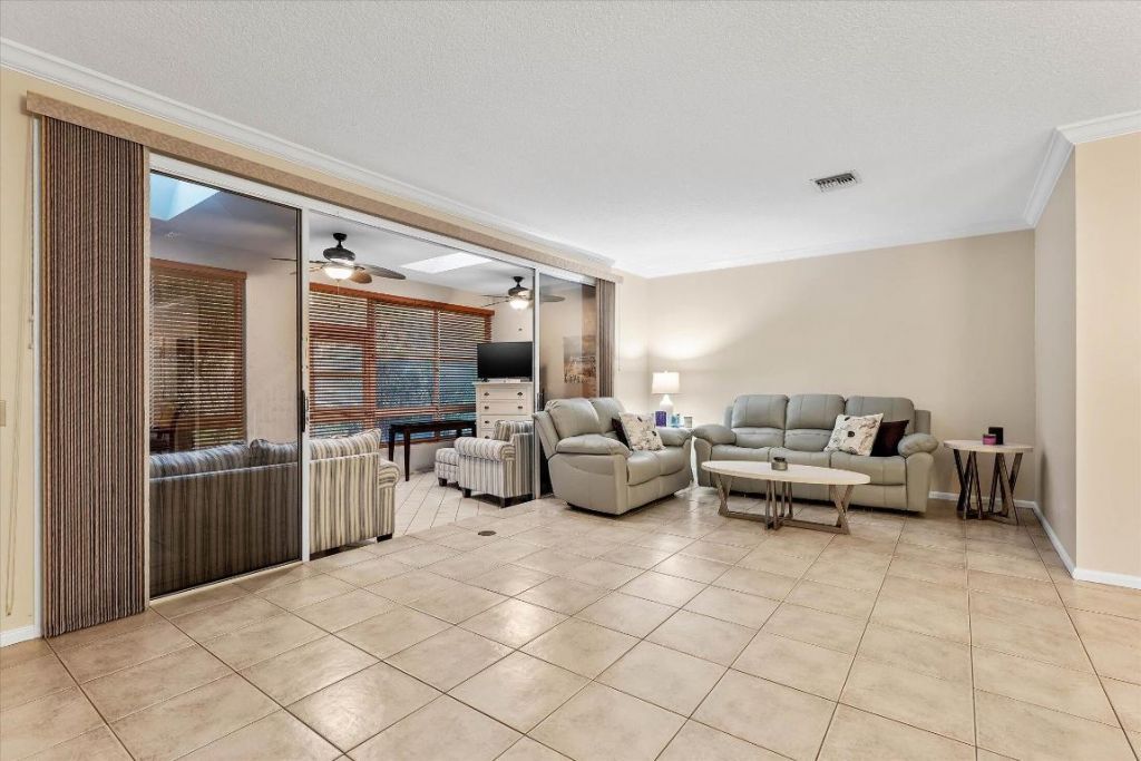 6757 Via Regina, Unit 3, Boca Raton, FL 33433 Photo
