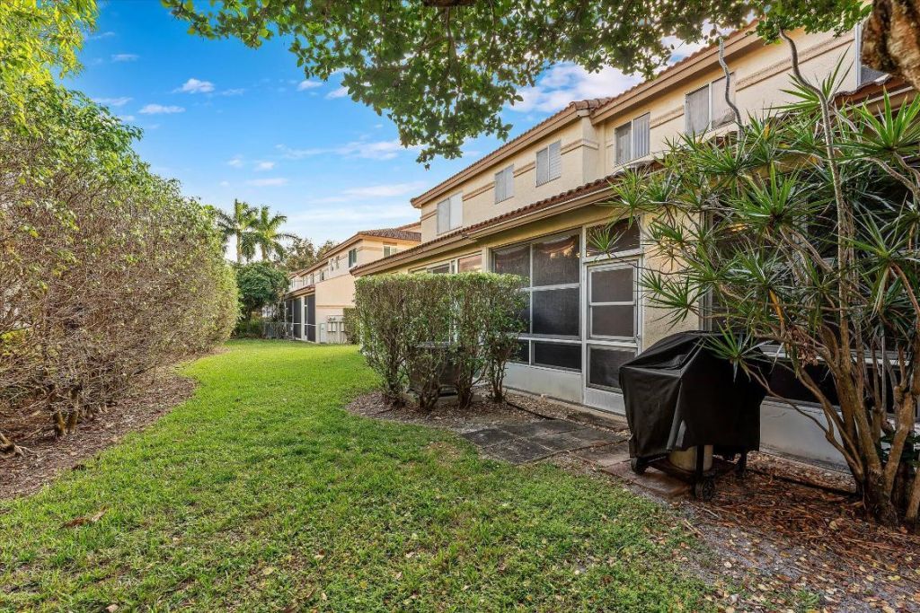 6757 Via Regina, Unit 3, Boca Raton, FL 33433 Photo
