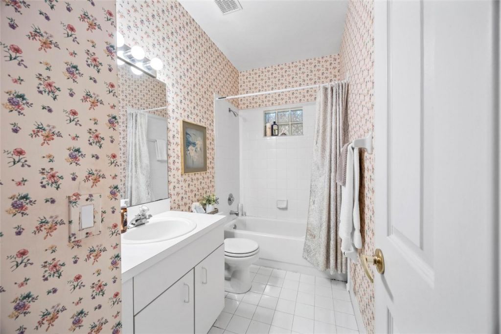 6264 NW 38th Drive, Coral Springs, FL 33067 Photo