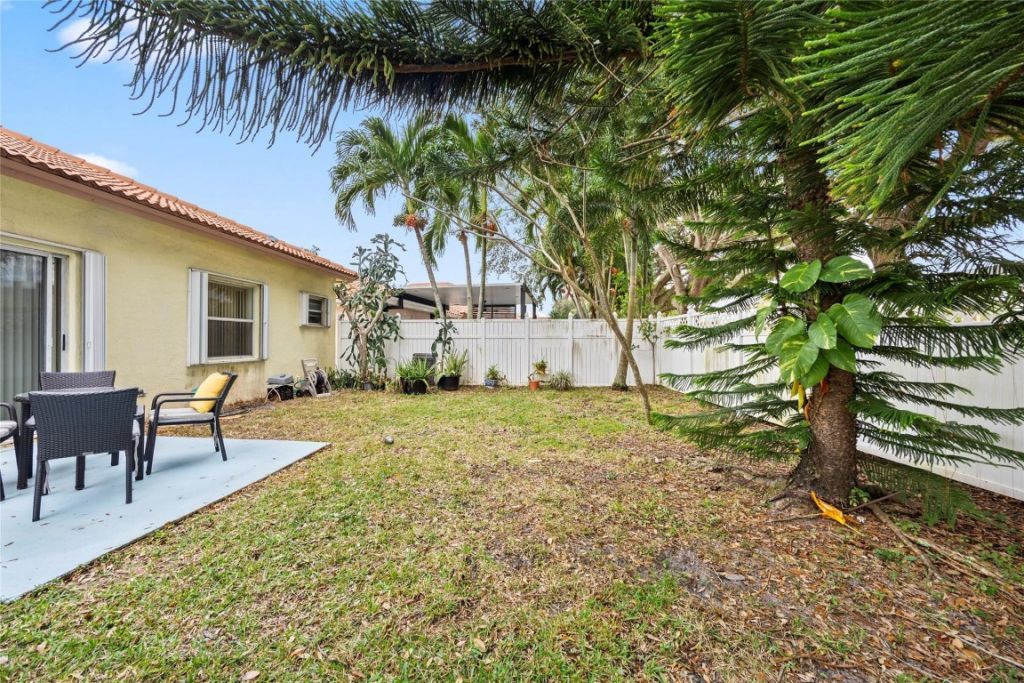 6264 NW 38th Drive, Coral Springs, FL 33067 Photo