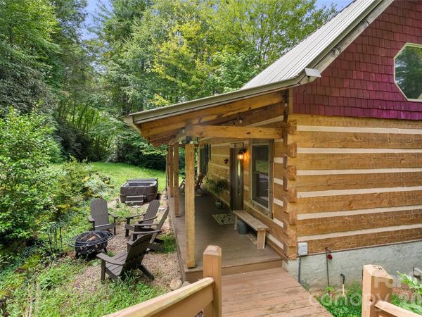 110 Gunter Town Road, Marshall, NC 28753