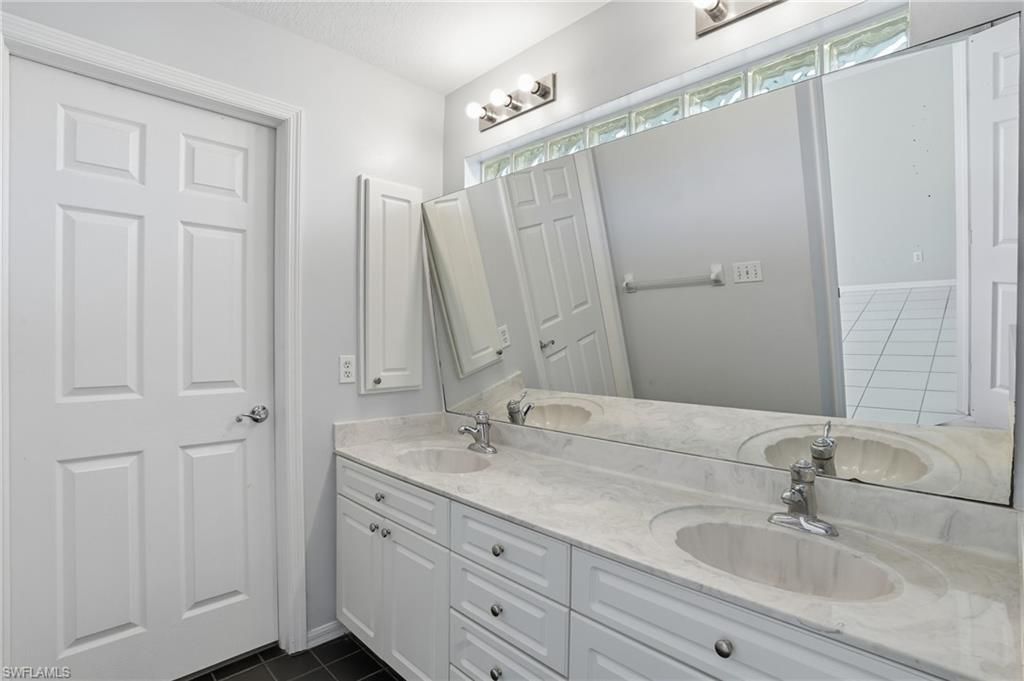 2920 SW 39th Ter, Cape Coral, FL 33914 Photo