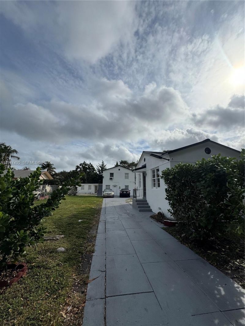 921 N 17th Ct, Unit 931, Hollywood, FL 33020 Photo