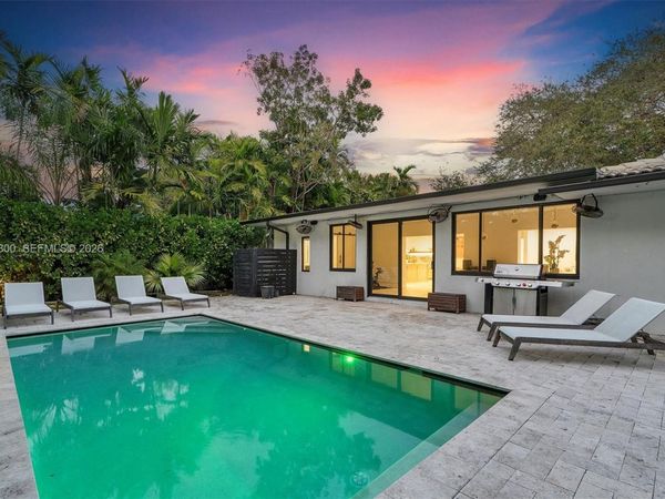 10570 NE 3rd Ave, Miami Shores, FL 33138