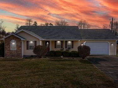 54 Talon Trail, London, KY 40744