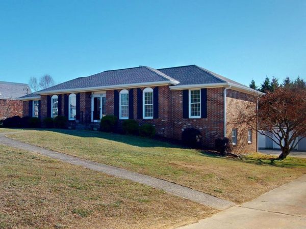 3960 Bow Street, Cleveland, TN 37312