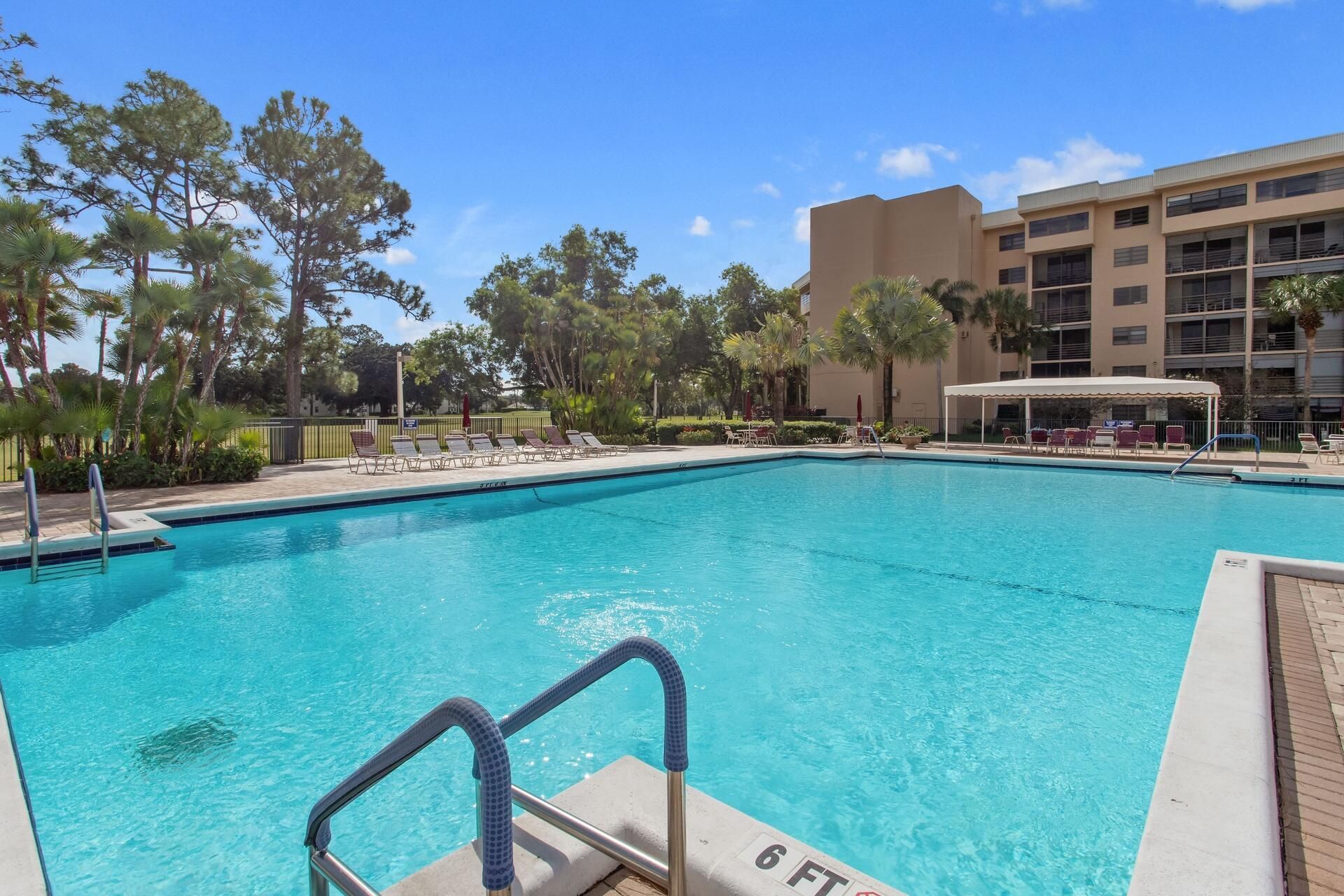 7673 Tahiti Lane, Unit 203, Lake Worth, FL 33467 Photo
