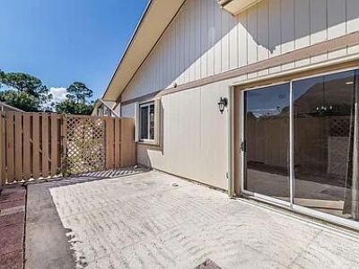 211 Maplecrest Circle, Jupiter, FL 33458 Photo