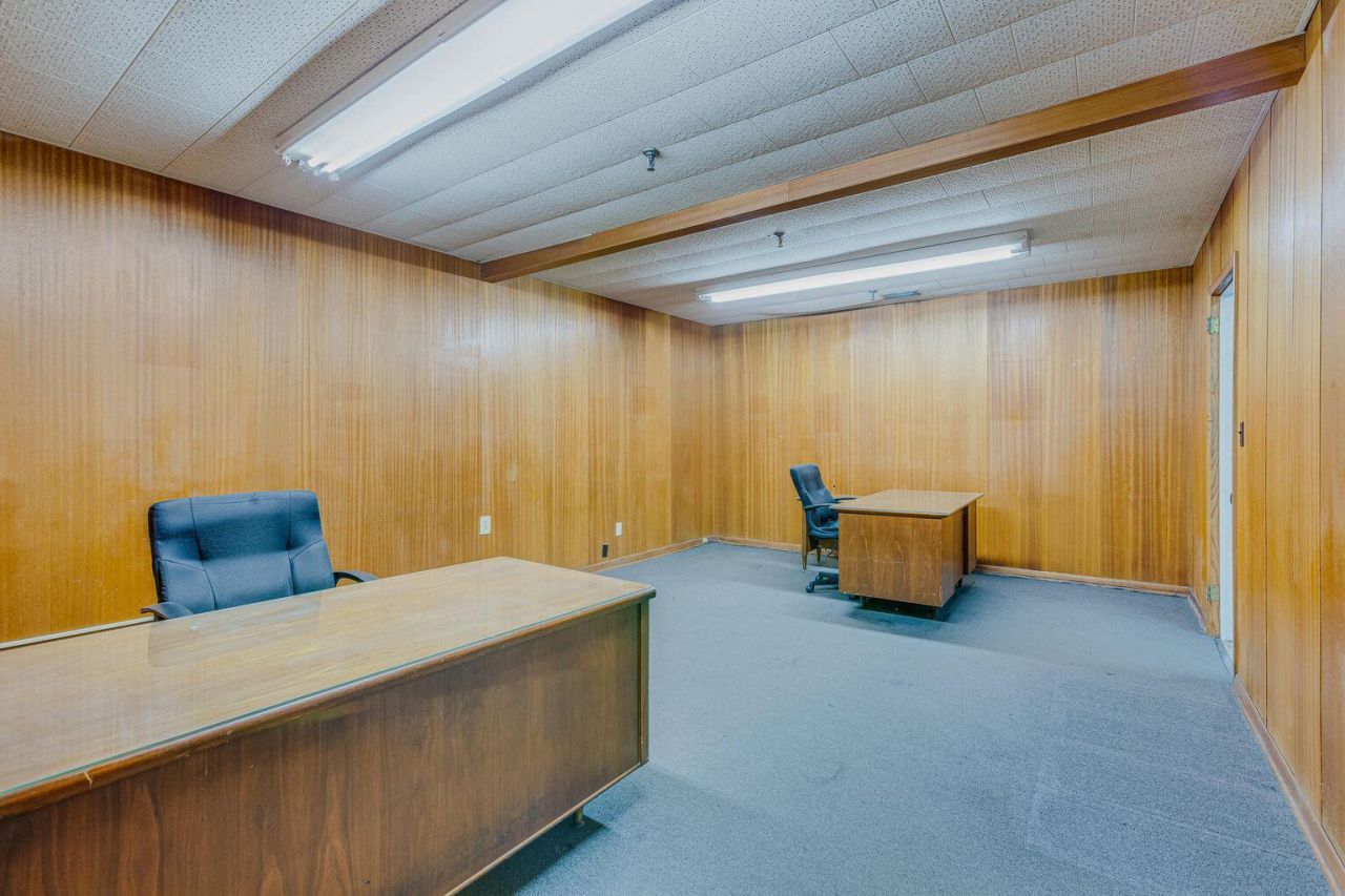 1000 Gilway Avenue  Photo 16