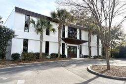 409 Coleman Boulevard photo 4