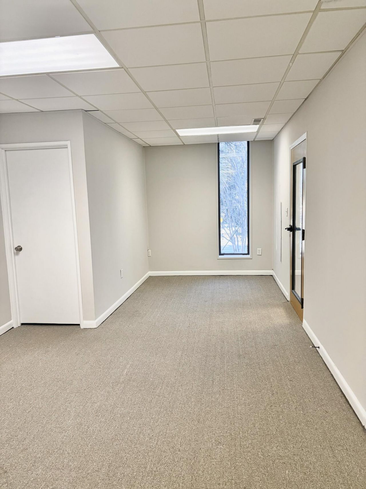 409 Coleman Boulevard Photo 4