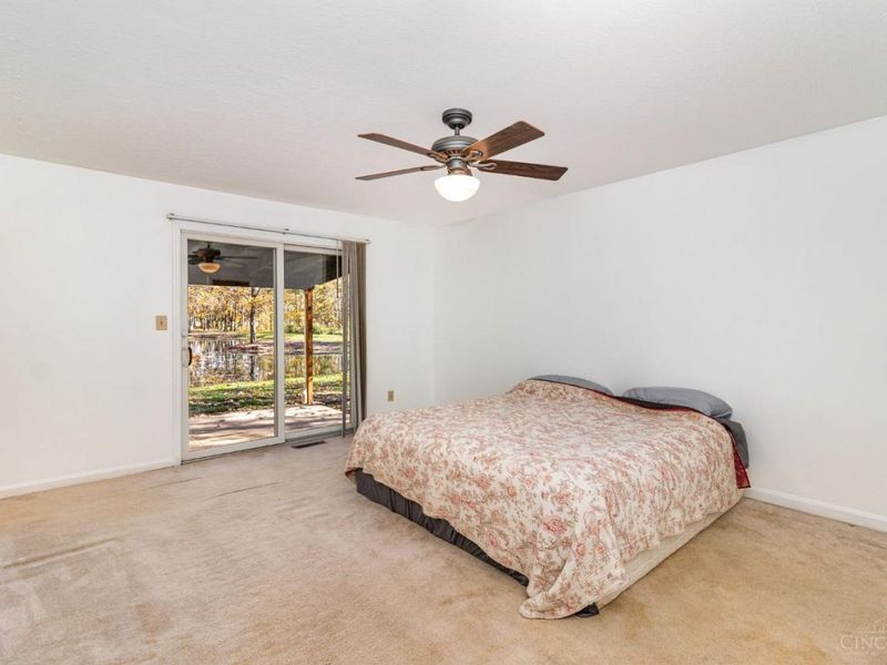 16086 Colonial Drive, Sterling Twp, OH 45176 Photo 12