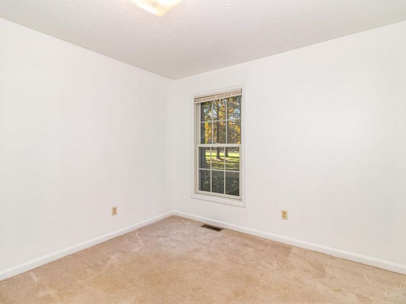 16086 Colonial Drive, Sterling Twp, OH 45176 Photo 17