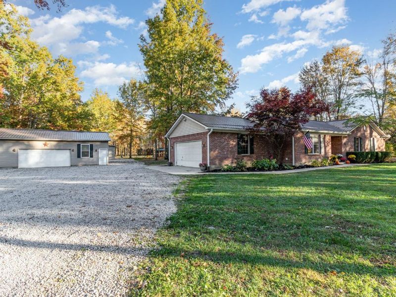 16086 Colonial Drive, Sterling Twp, OH 45176 Photo 3