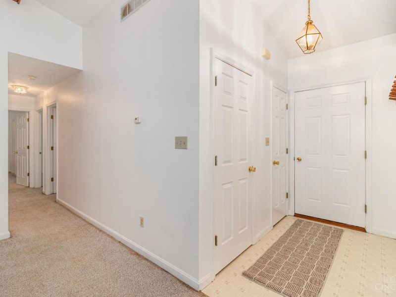 16086 Colonial Drive, Sterling Twp, OH 45176 Photo 5