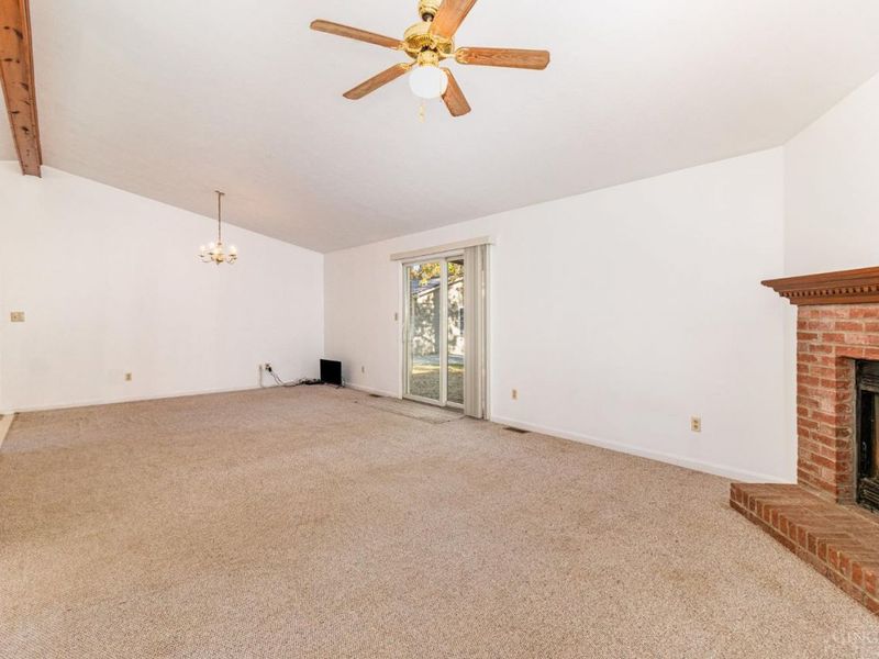 16086 Colonial Drive, Sterling Twp, OH 45176 Photo 6