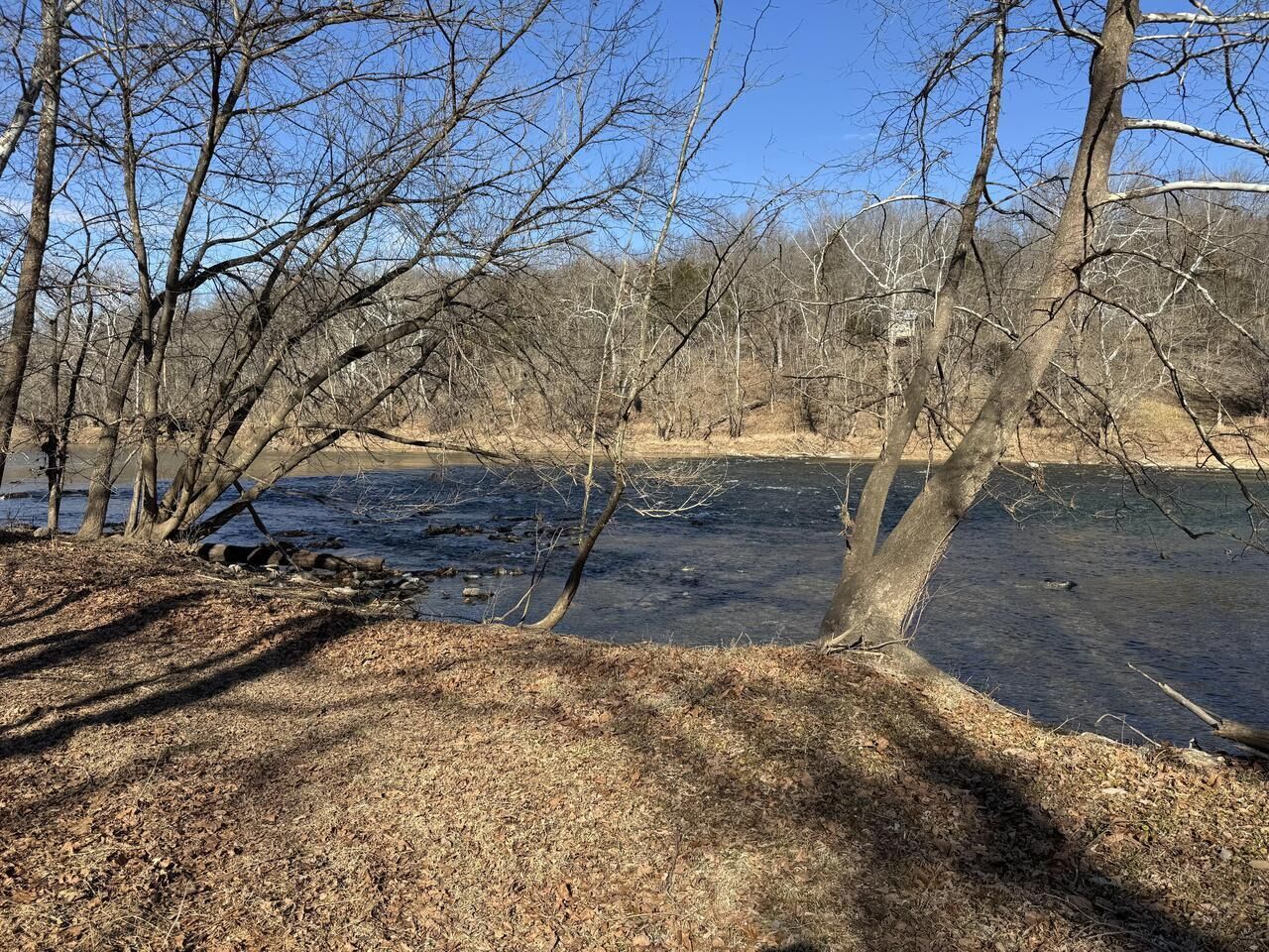 326 Thunderbird Road, Bentonville, VA 22610 Main Photo