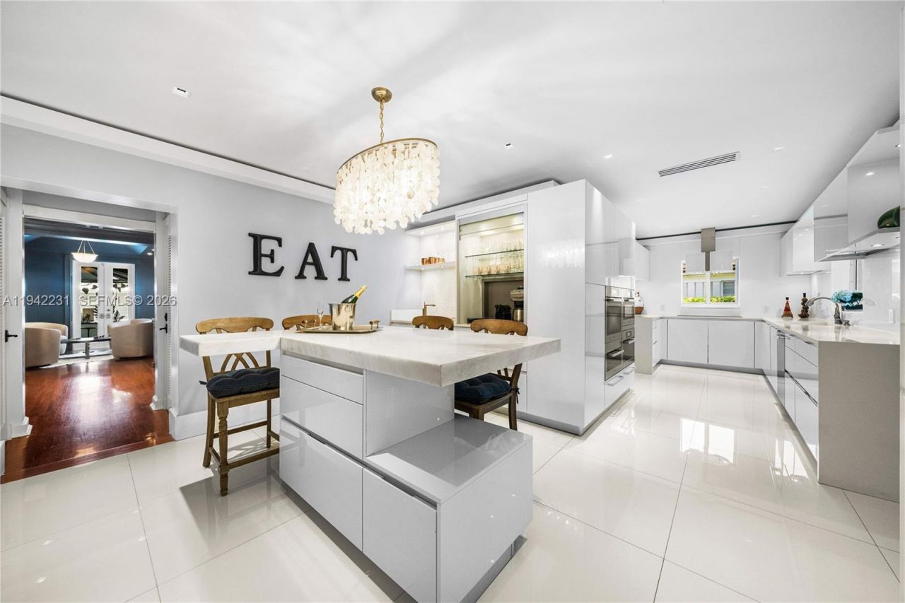 3916 Granada Blvd, Coral Gables, FL 33134 Photo