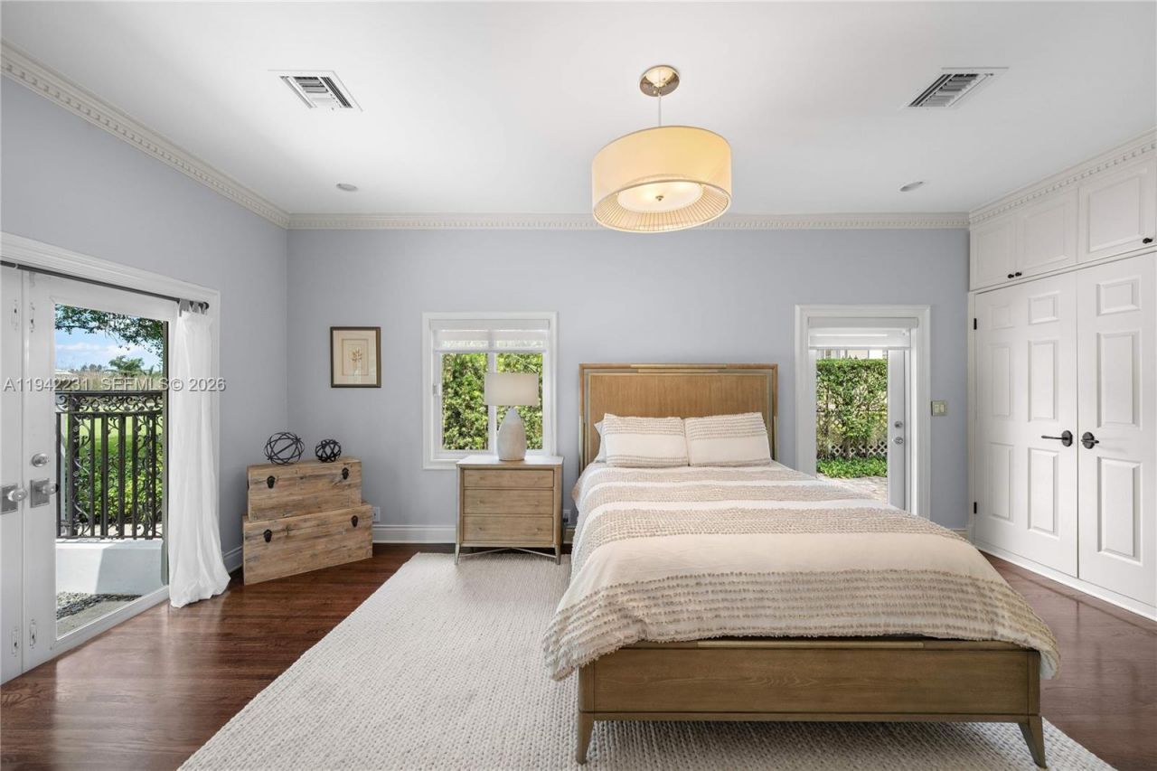 3916 Granada Blvd, Coral Gables, FL 33134 Photo