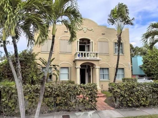 1753 SW 13th St , Unit 2, Miami, FL 33145