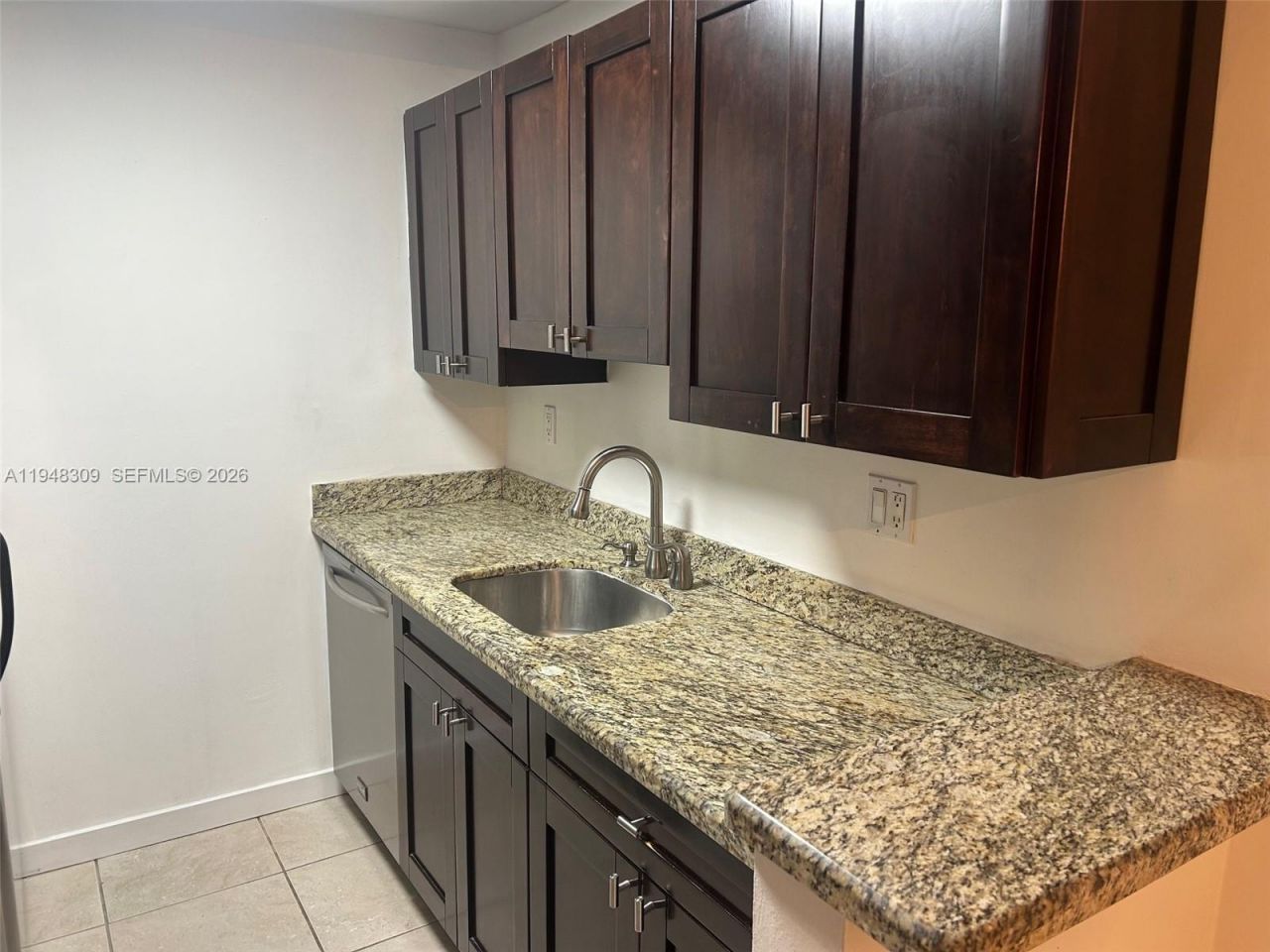 10740 N Kendall Dr, Unit L19, Miami, FL 33176 Photo