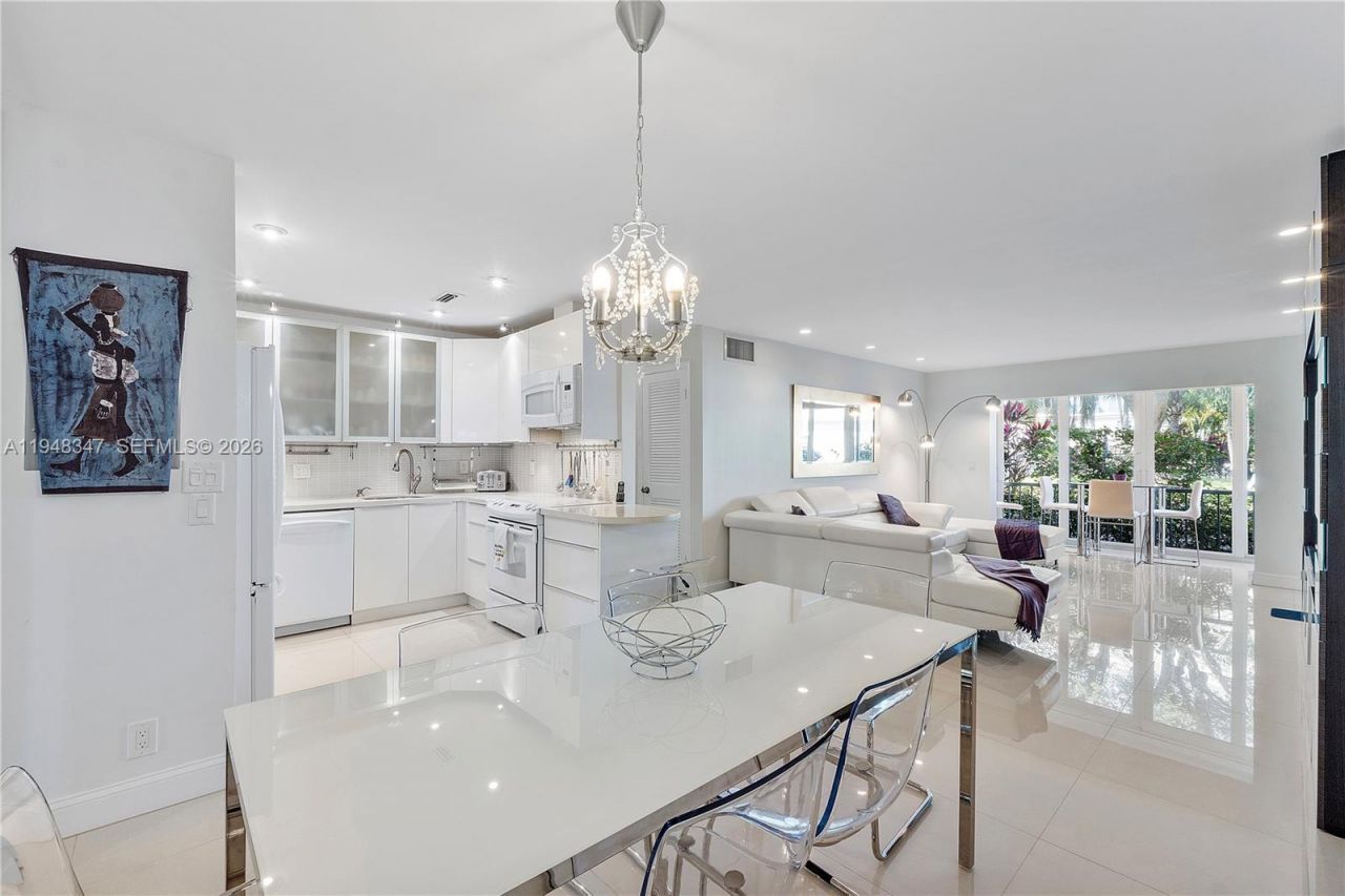 6261 Bay Club Dr, Unit 2, Fort Lauderdale, FL 33308 Photo