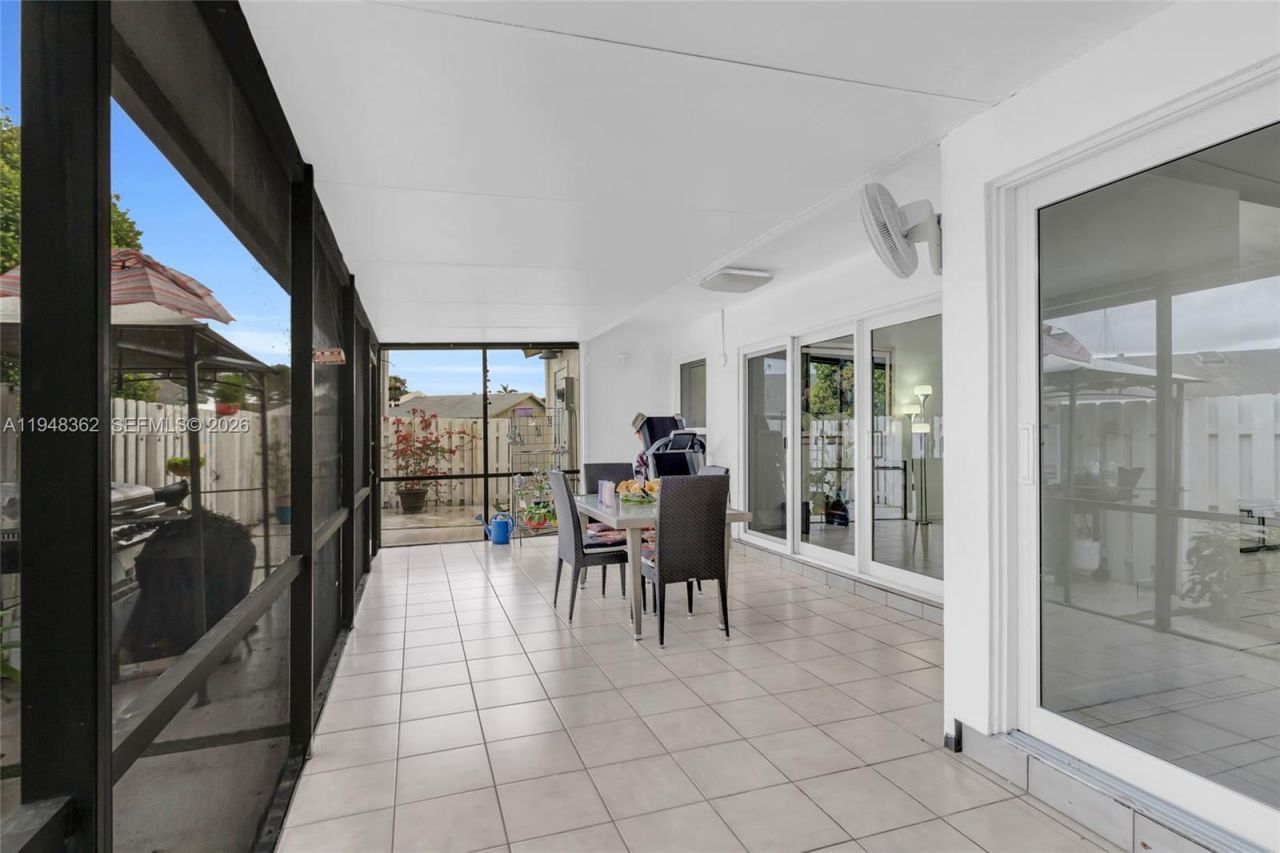 12321 SW 114th Ter, Miami, FL 33186 Photo