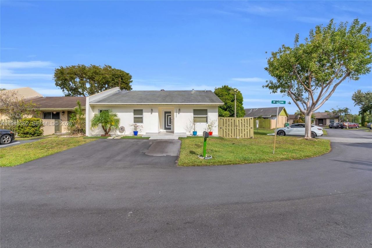 12321 SW 114th Ter, Miami, FL 33186 Photo