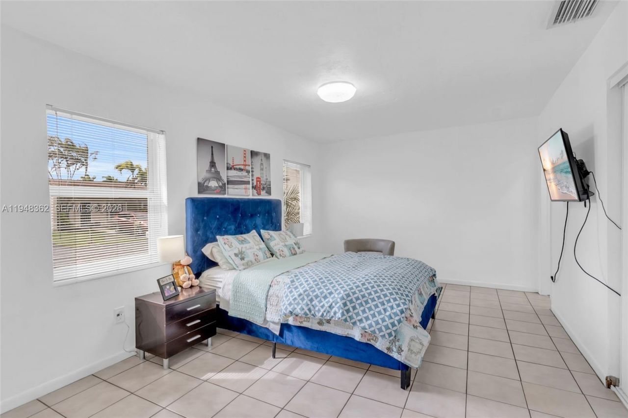 12321 SW 114th Ter, Miami, FL 33186 Photo