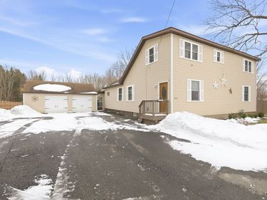 6292 Mud Mill Road, Brewerton, NY 13029