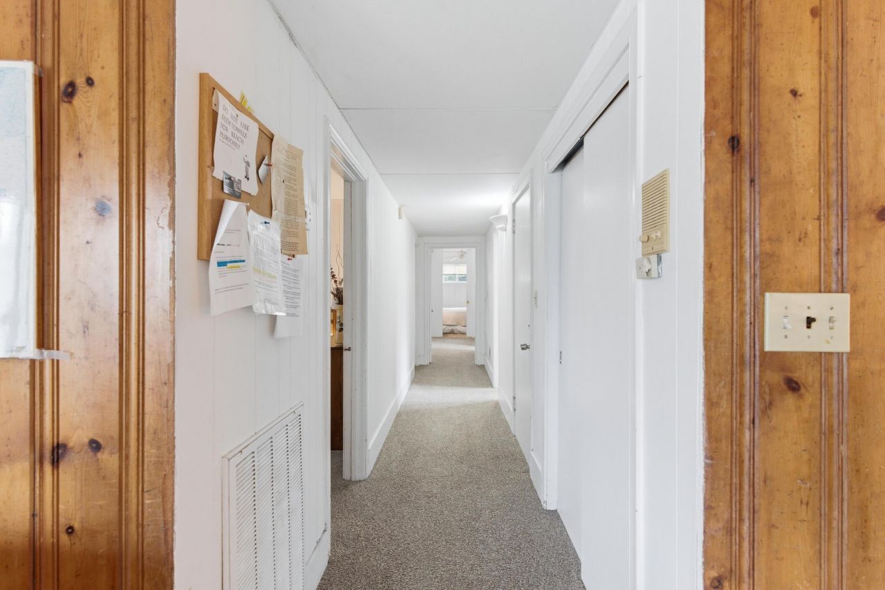 2804 Marshall Boulevard Photo 17