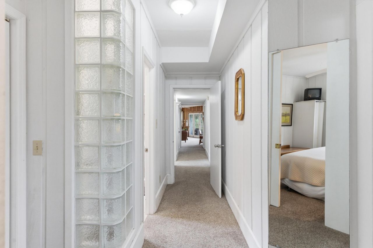 2804 Marshall Boulevard Photo 27